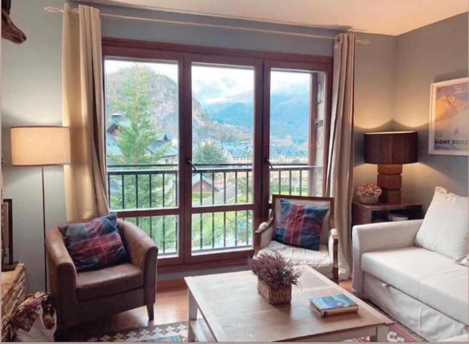 Elegante Apartamento En Escarrilla Con Vistas Al Valle エクステリア 写真