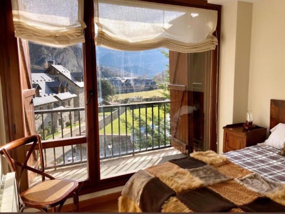 Elegante Apartamento En Escarrilla Con Vistas Al Valle エクステリア 写真